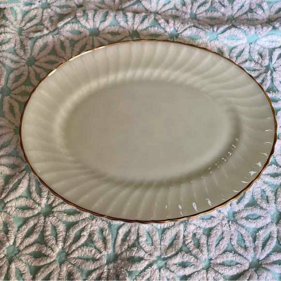 Vintage 15” Anchor Hocking USA milk glass gold trimmed serving platter plate - Picture 3 of 4